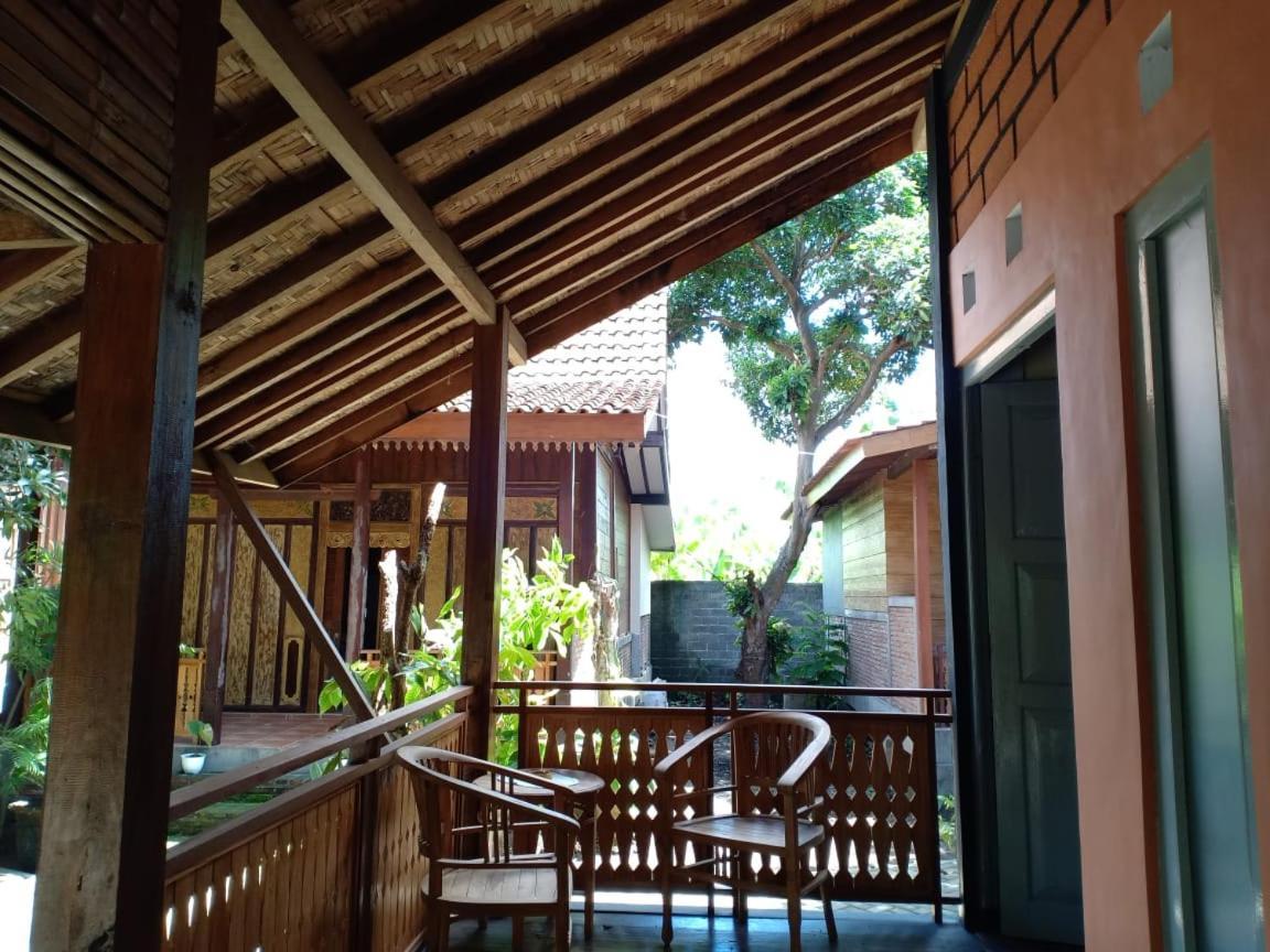 Bata Merah Homestay Бануванги Екстериор снимка
