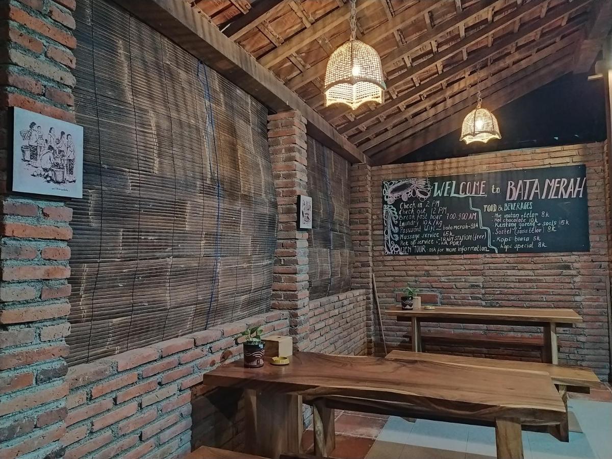 Bata Merah Homestay Бануванги Екстериор снимка