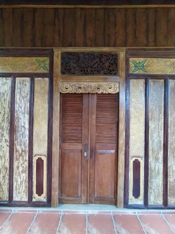 Bata Merah Homestay Бануванги Екстериор снимка