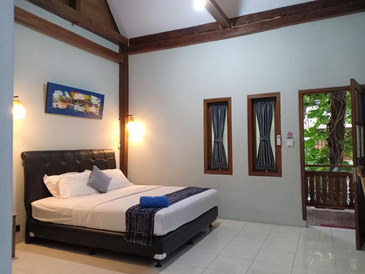 Bata Merah Homestay Бануванги Екстериор снимка