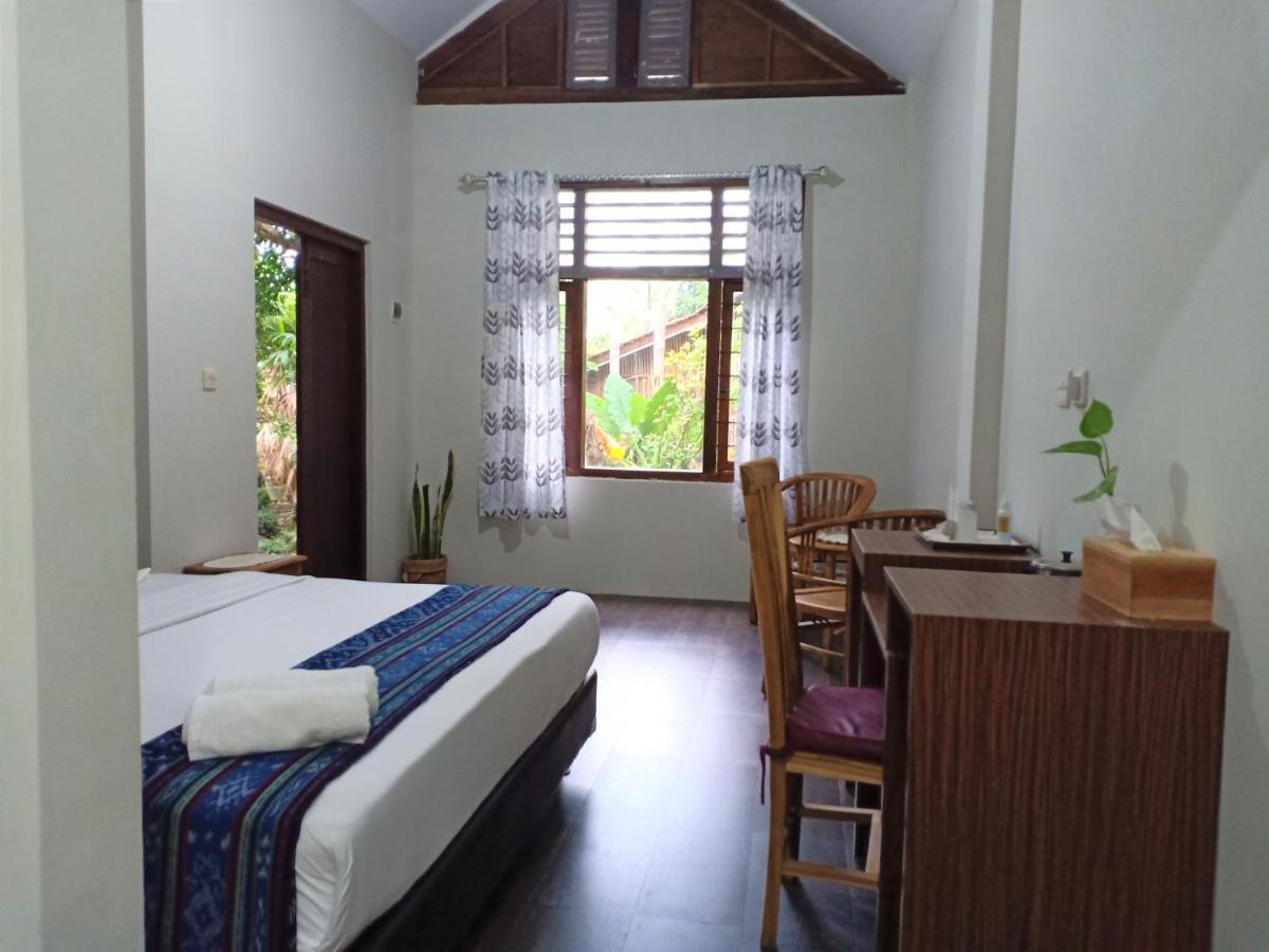 Bata Merah Homestay Бануванги Екстериор снимка
